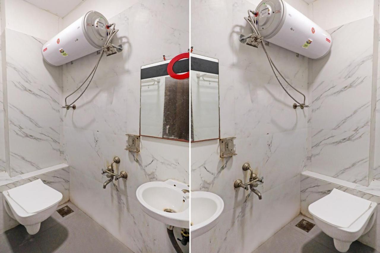 Hotel Gokul Solitaire, Surat Bhatha Luaran gambar