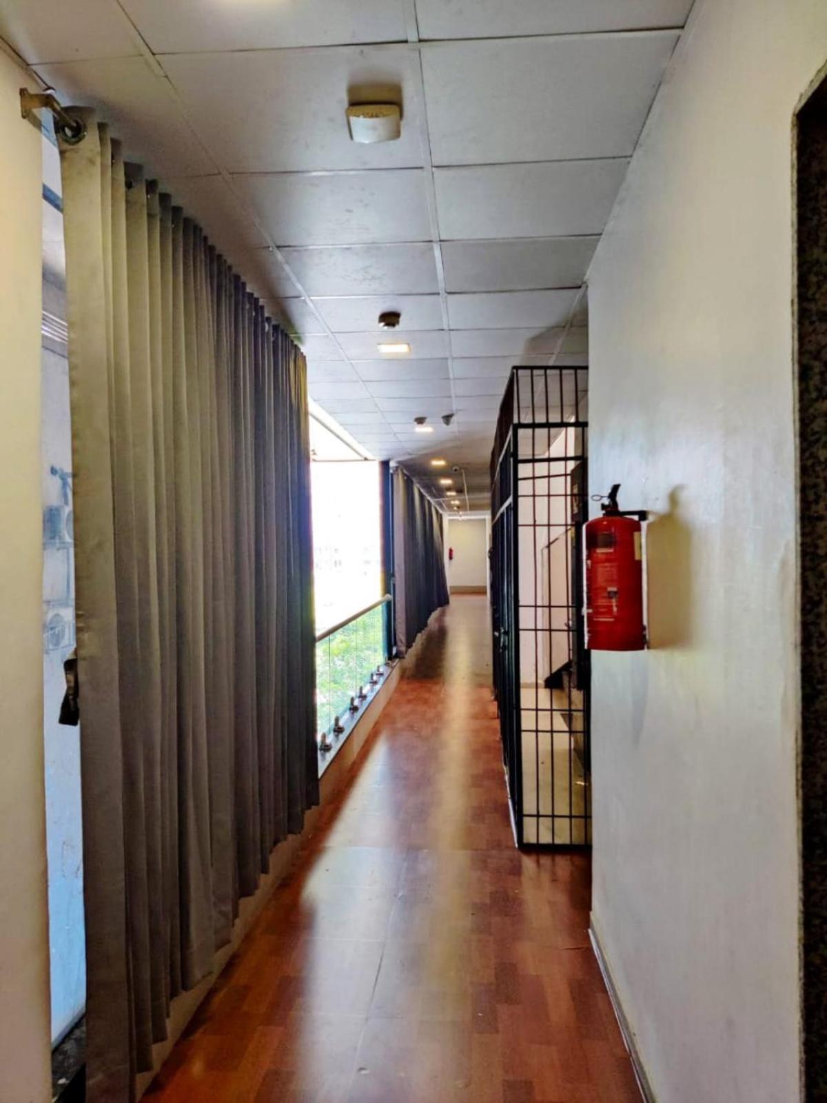 Hotel Gokul Solitaire, Surat Bhatha Luaran gambar
